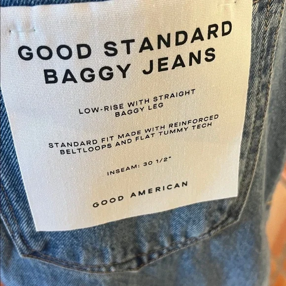 Good American Good Standard Baggy Jeans, size 6 - Picture 5 of 9
